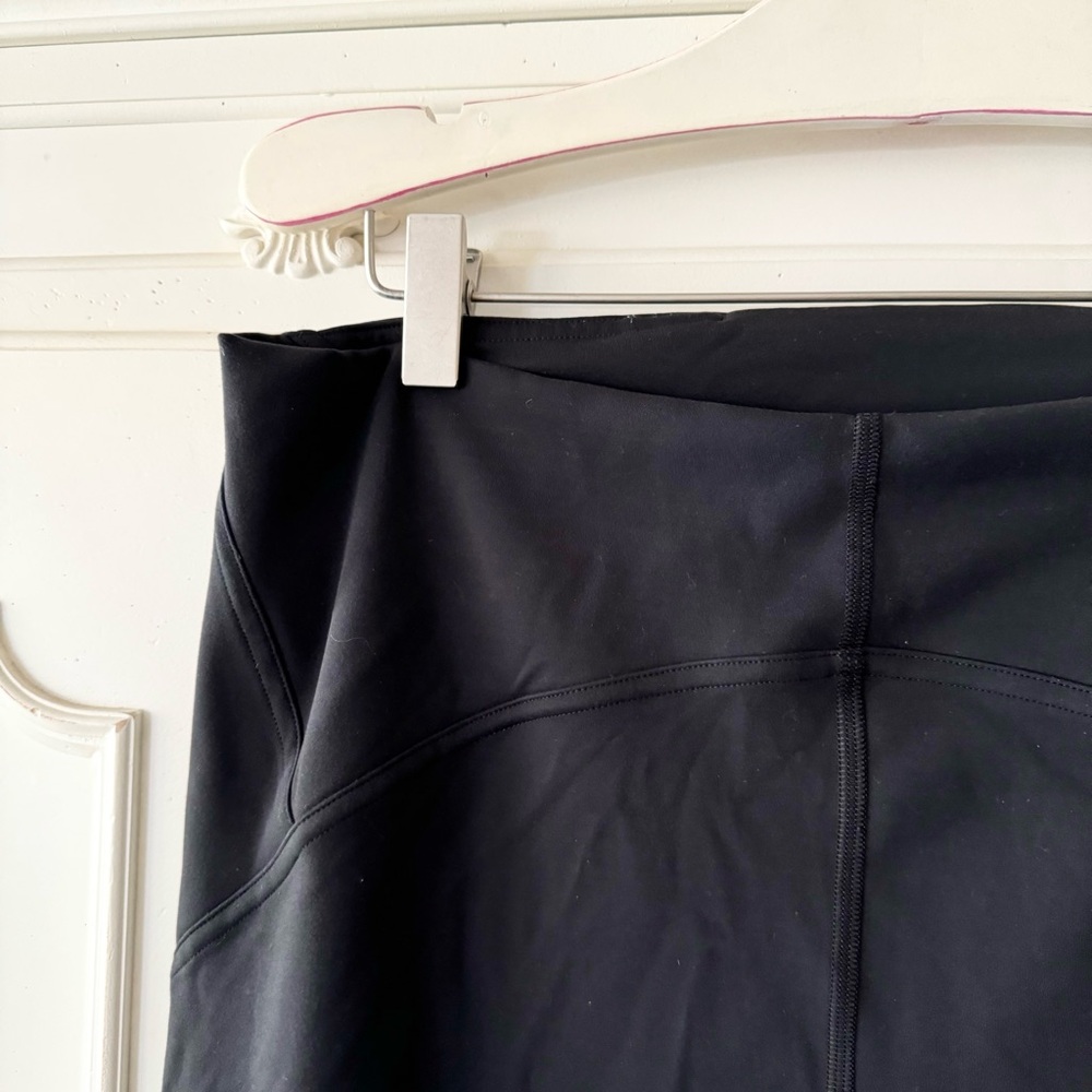 Lululemon InStill High Rise Leggings - Picture 4 of 7